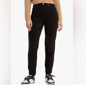 Levi’s High-waisted Mom jean with tapered leg in black, size 30